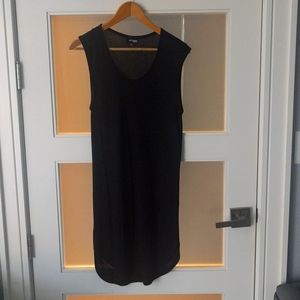 Beautiful light dress by Wilfred 🌸🌼🍀